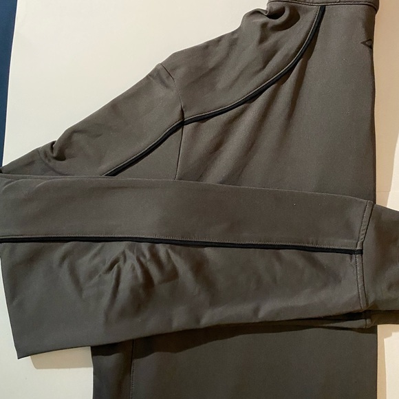 Snake eyes Navy and grey half zip - Picture 4 of 6